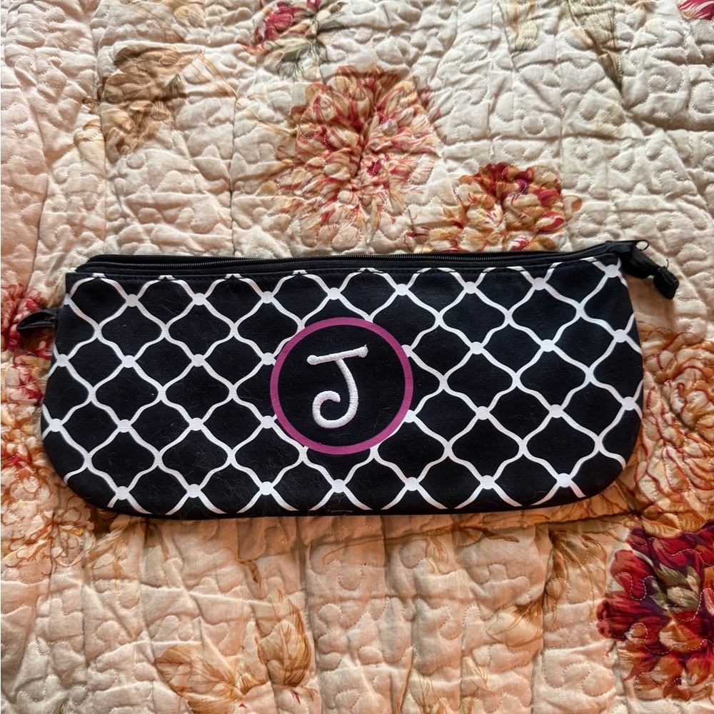 Black and White Patterned Pouch